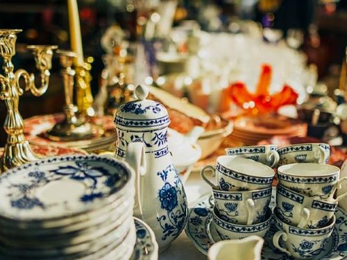 Doune Antiques Centre & Callander   (Includes High Tea)