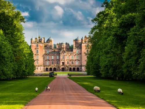 Drumlanrig Castle & Dumfries (Includes Lunch)